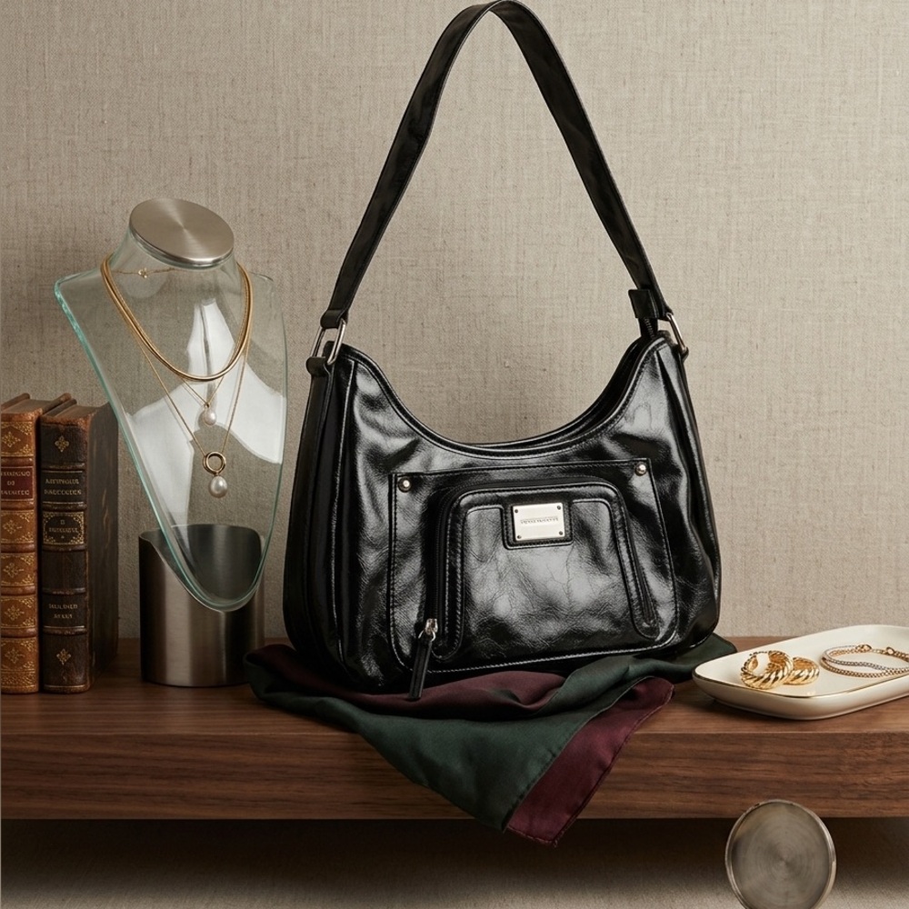 Vintage Liz Claiborne Black Shoulder Bag | Hobo Style Smooth Textured handbag